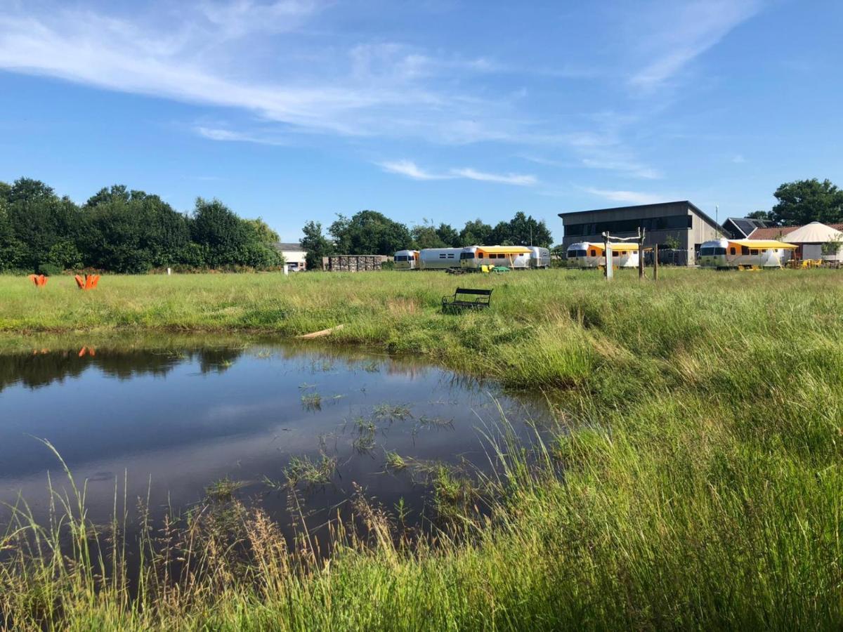 Amerikaanse Airstream Voor 2 Personen Reutum Buitenkant foto